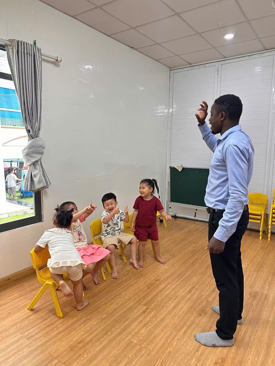 Khoá học Anh văn thiếu nhi với giáo viên nước ngoài