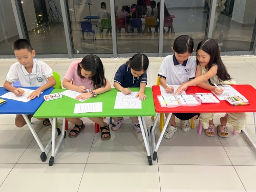 Học Tiếng Anh Qua Phương Pháp STEM: Định Hướng Giáo Dục Toàn Diện Cho Thế Hệ Số