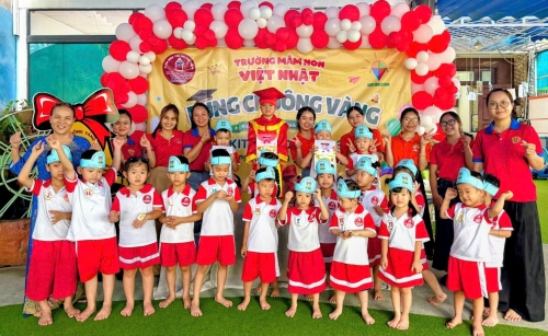 RUNG CHUÔNG VÀNG MẦM NON - MÓN QUÀ CỦA SỰ BỪNG SÁNG